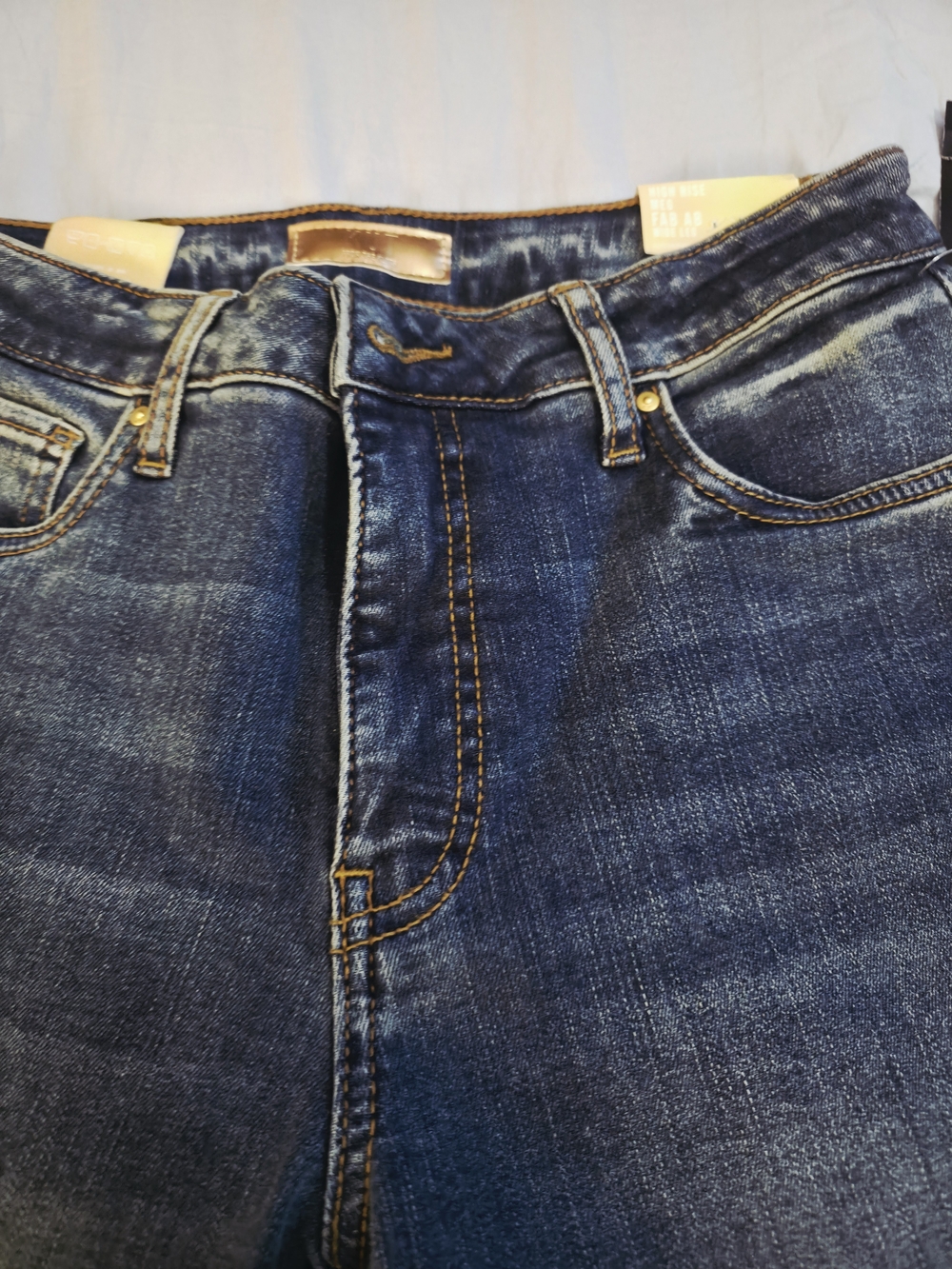 Kut From The Kloth Womens High Rise Wide Leg Cuffed Jeans. Size 2 NWT. - Picture 9 of 14